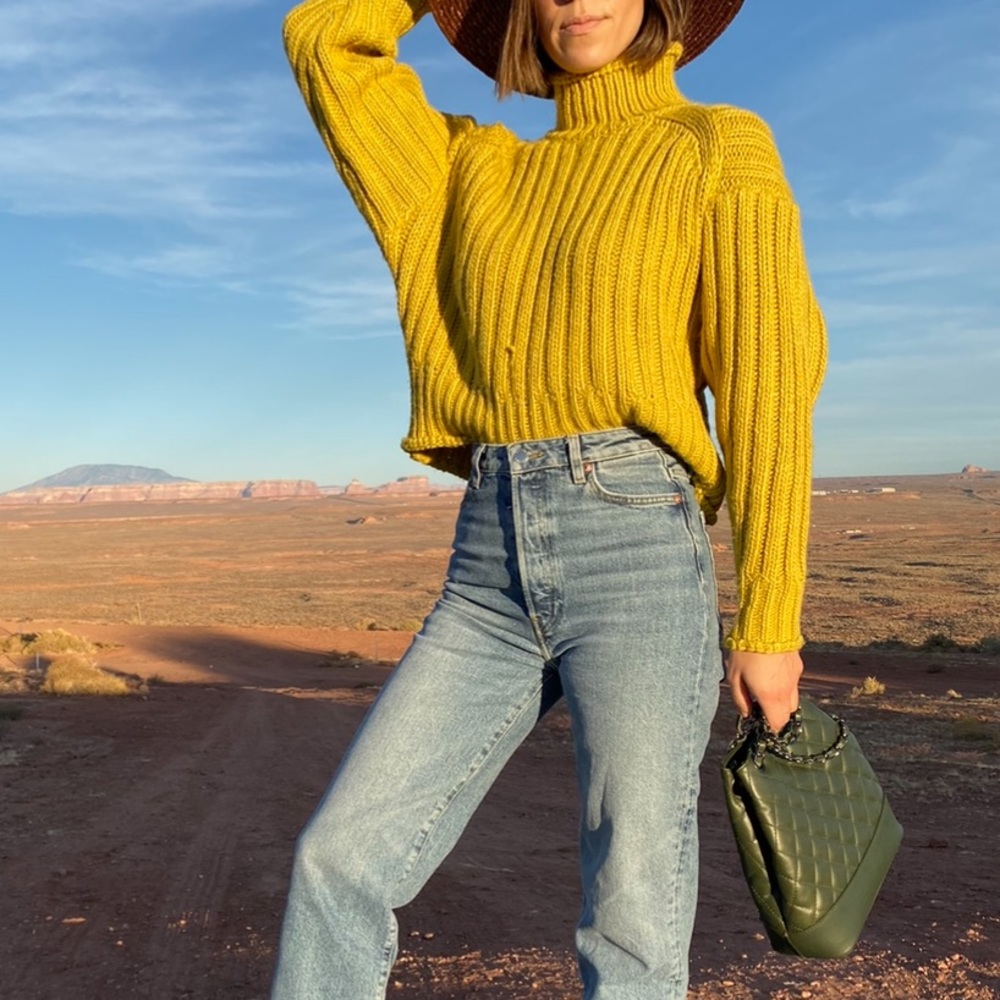 Chunky turtleneck sweater